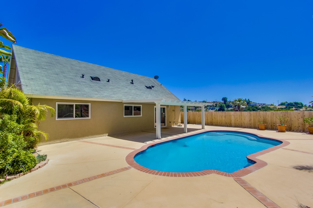 Virtual tour photo 37 of 38 for 5732 Red River Dr