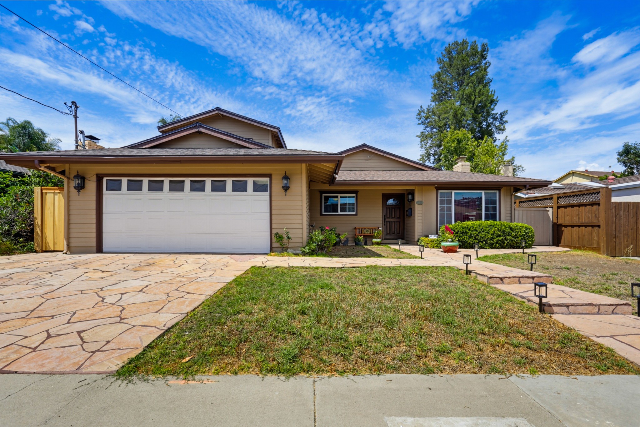 Virtual tour photo 1 of 40 for 5736 Laramie Way