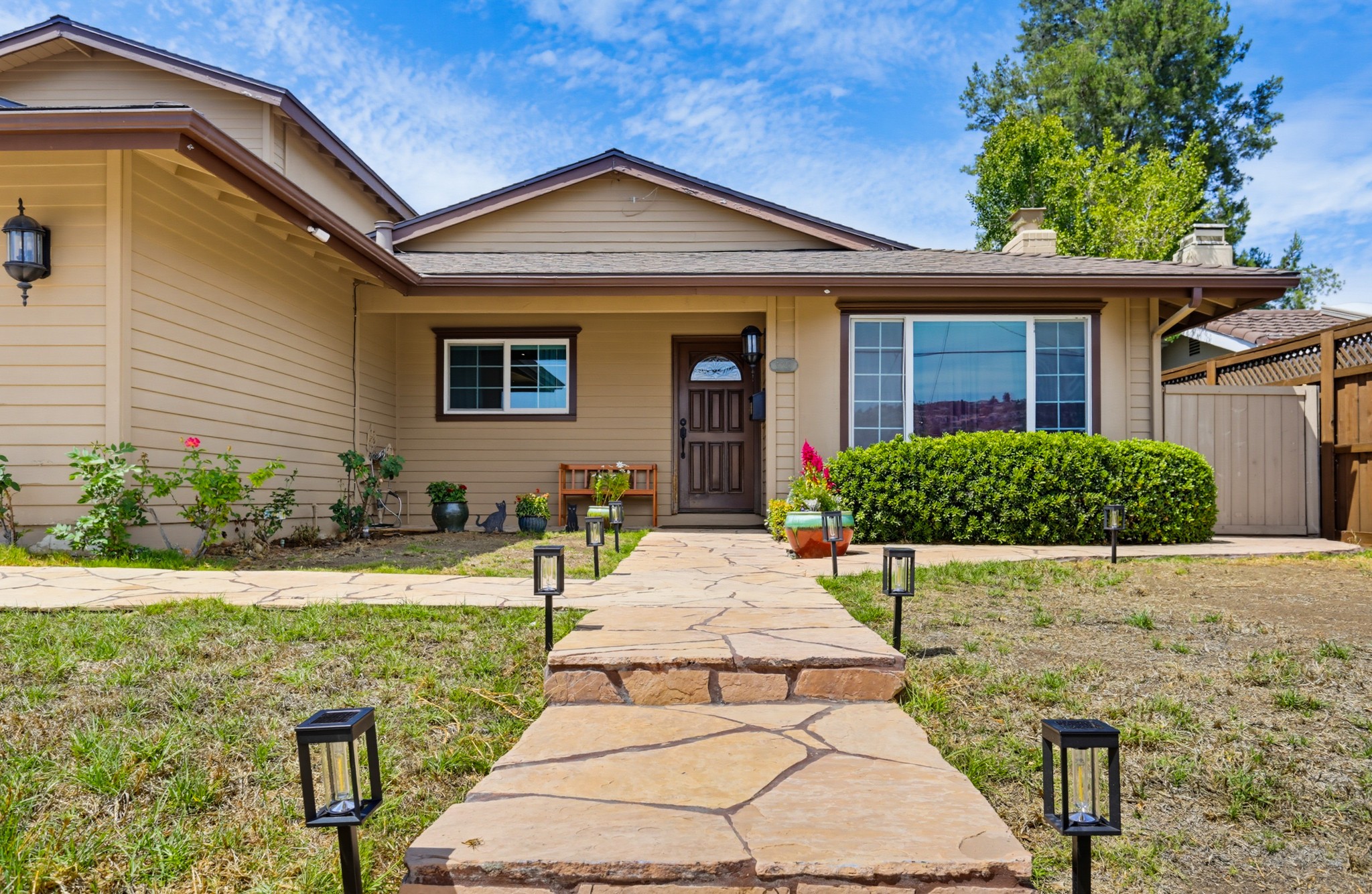 Virtual tour photo 3 of 40 for 5736 Laramie Way