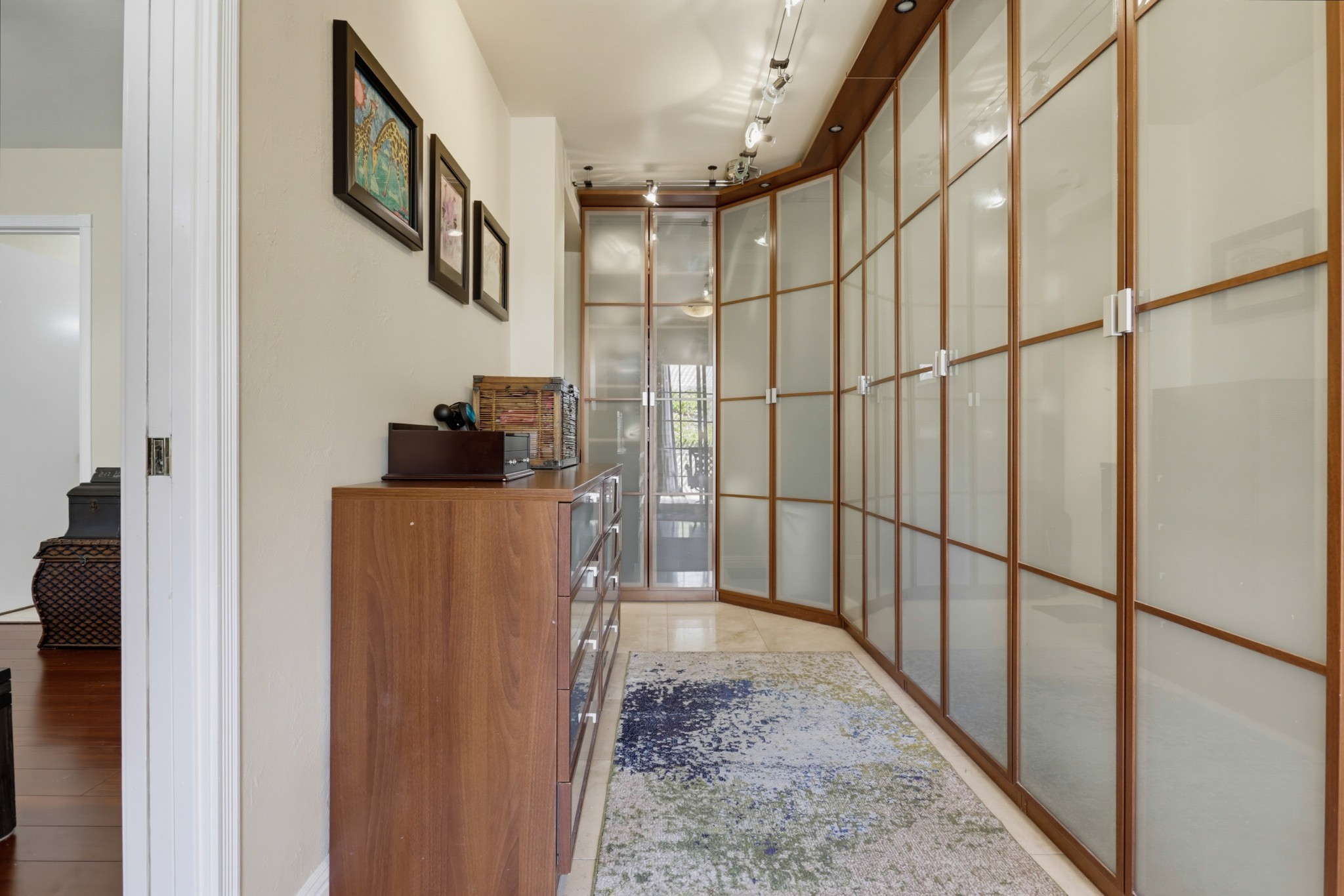 Virtual tour photo 18 of 40 for 5736 Laramie Way