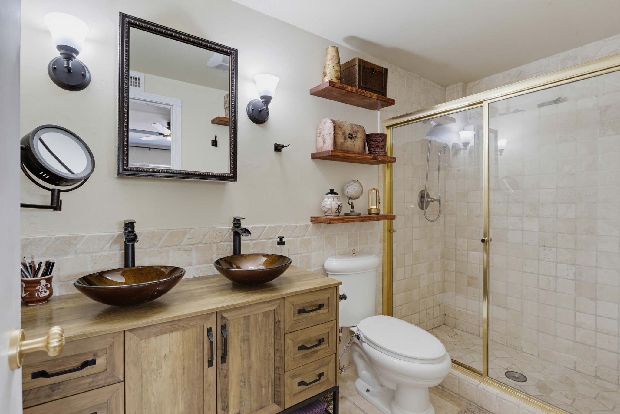 Virtual tour photo 19 of 40 for 5736 Laramie Way