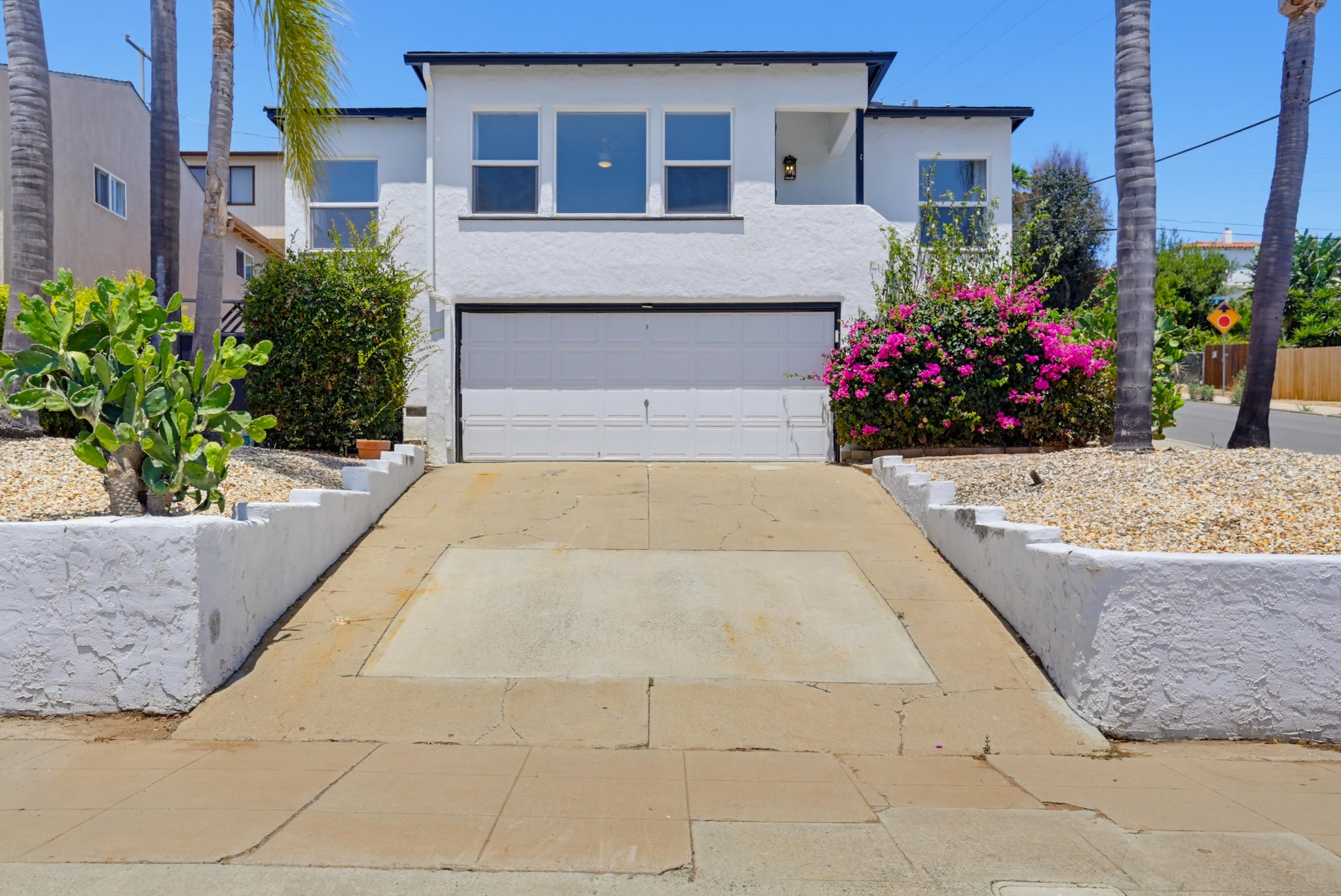 Virtual tour photo 5 of 32 for 5738 Meade Ave