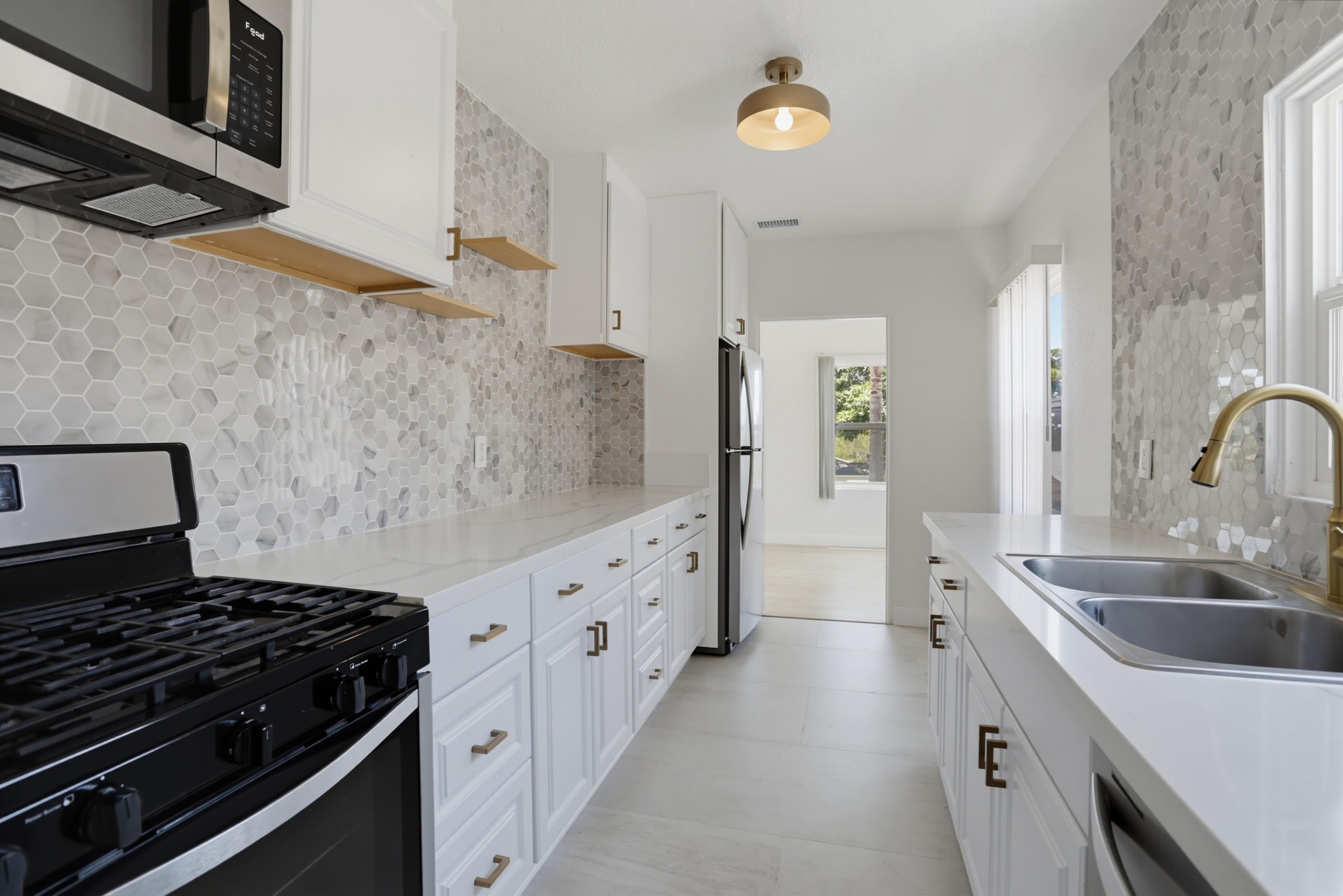 Virtual tour photo 15 of 32 for 5738 Meade Ave