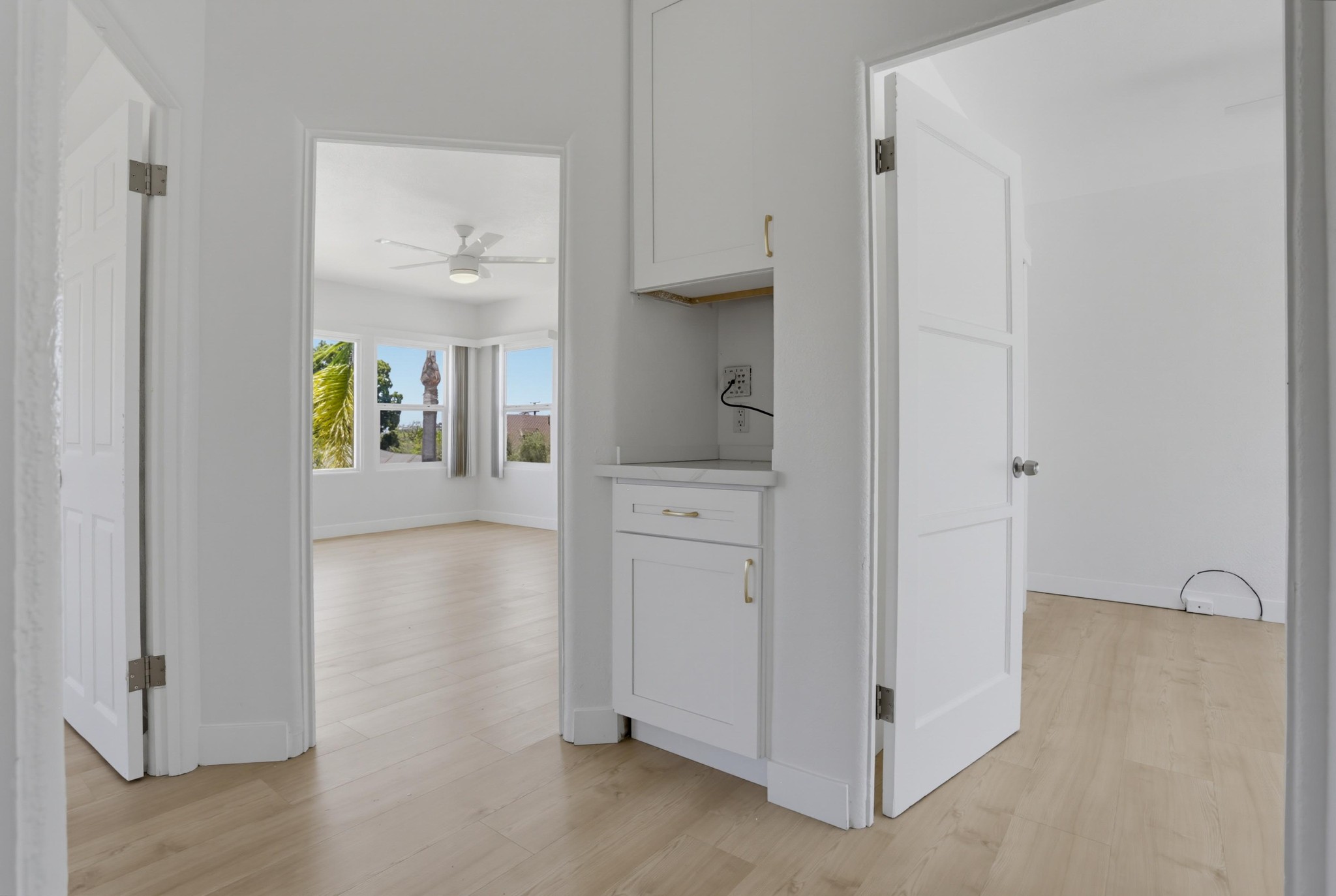 Virtual tour photo 19 of 32 for 5738 Meade Ave