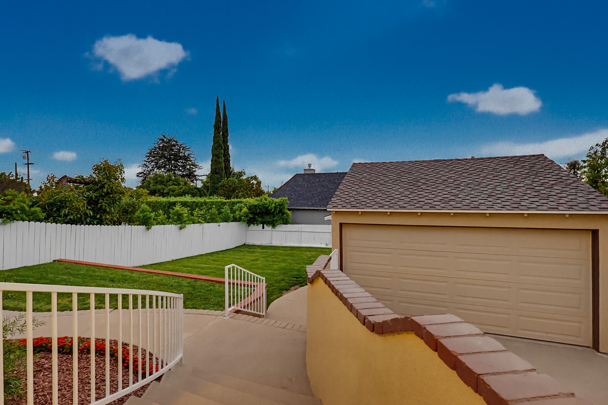 Virtual tour photo 16 of 115 for 5743 Pickering Ave