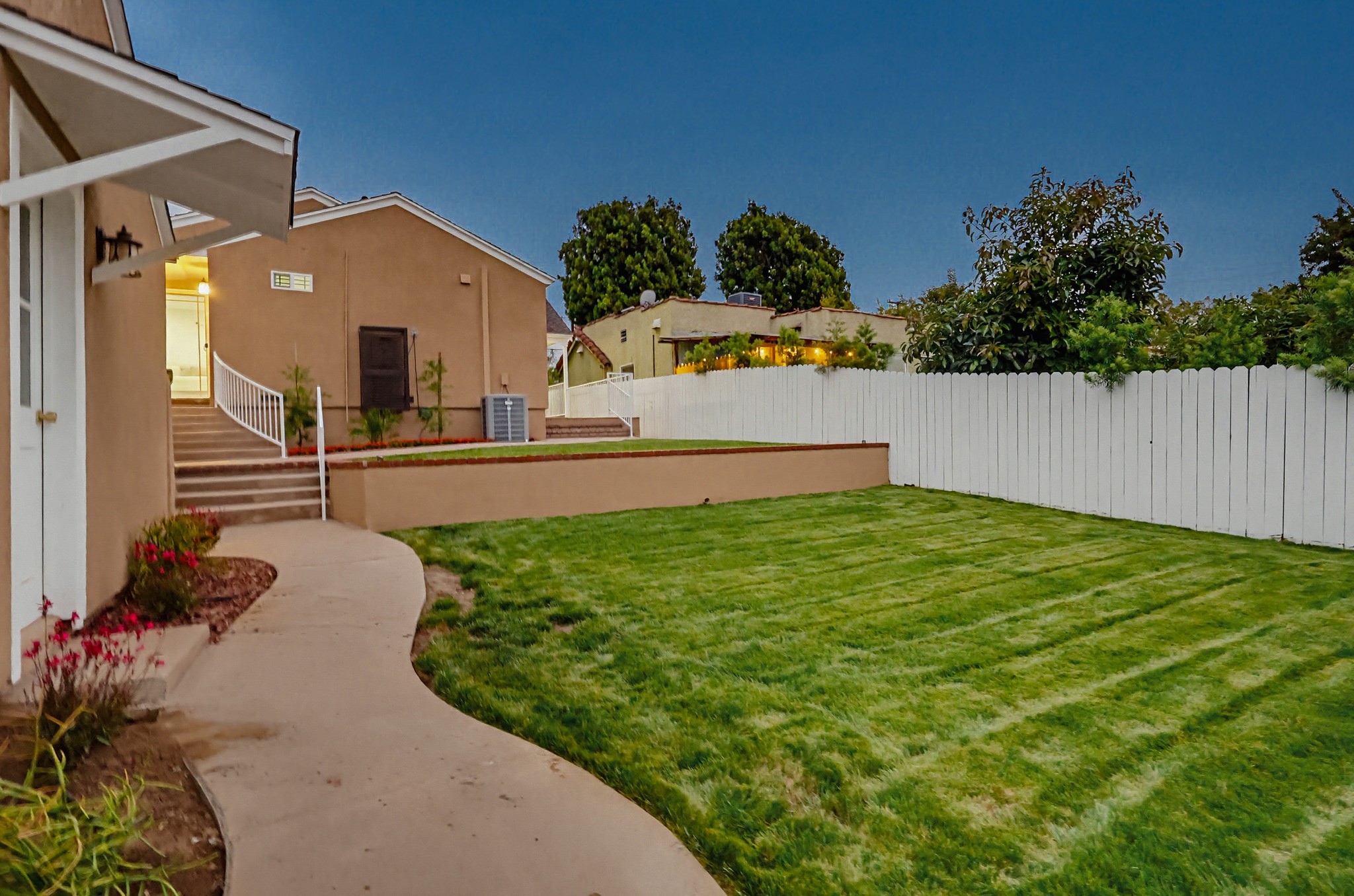 Virtual tour photo 32 of 115 for 5743 Pickering Ave