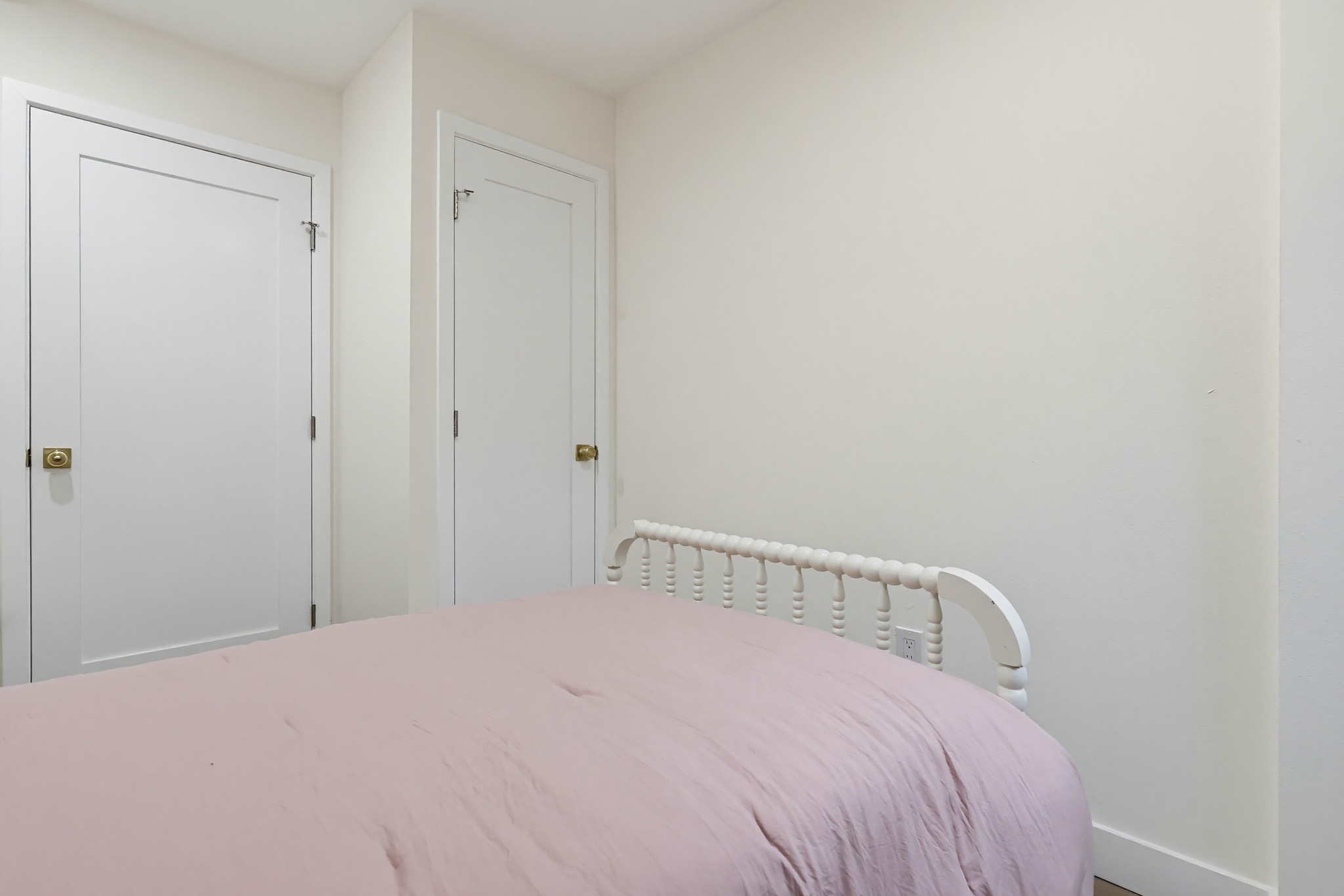 Virtual tour photo 73 of 115 for 5743 Pickering Ave