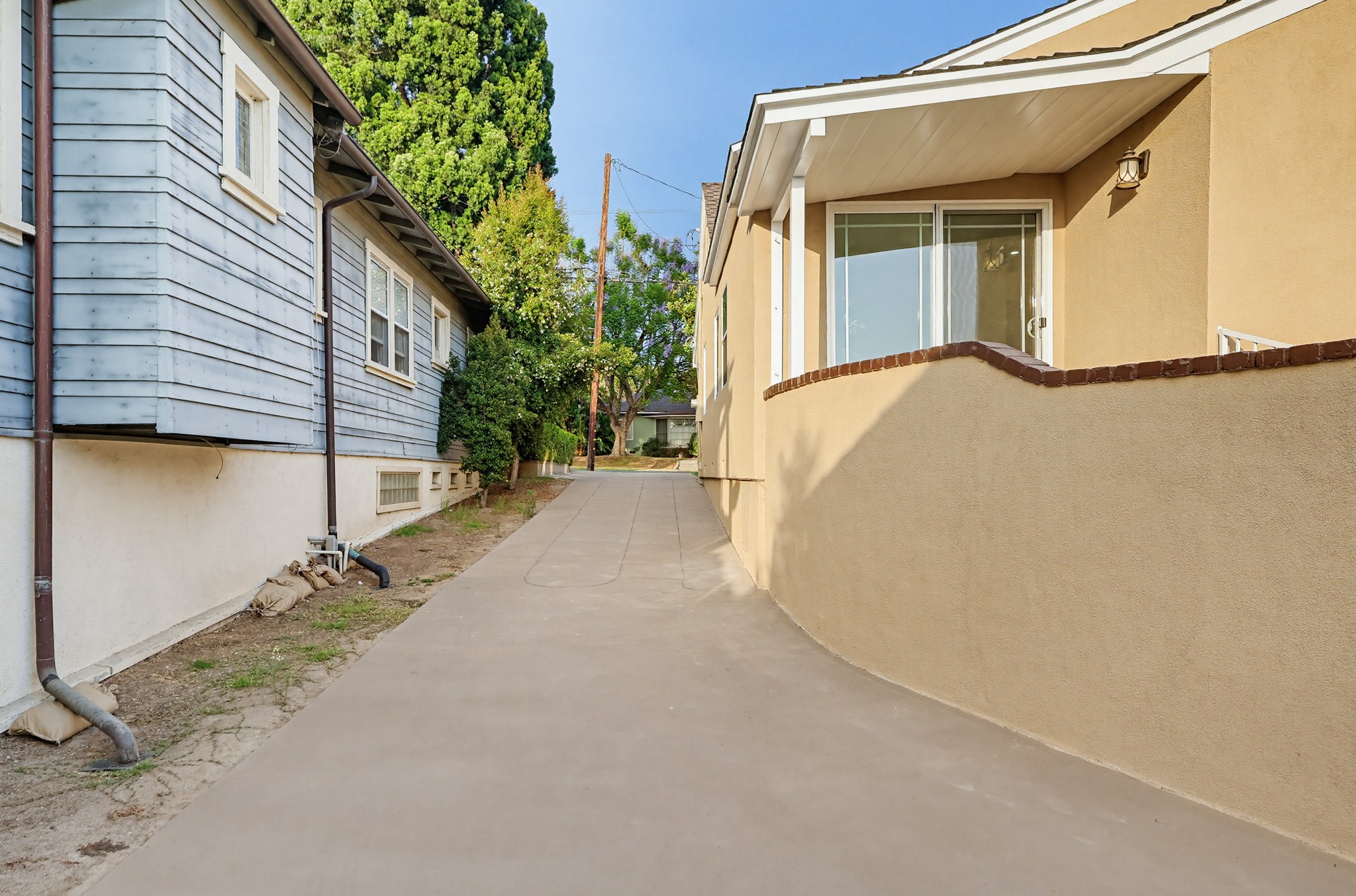 Virtual tour photo 90 of 115 for 5743 Pickering Ave