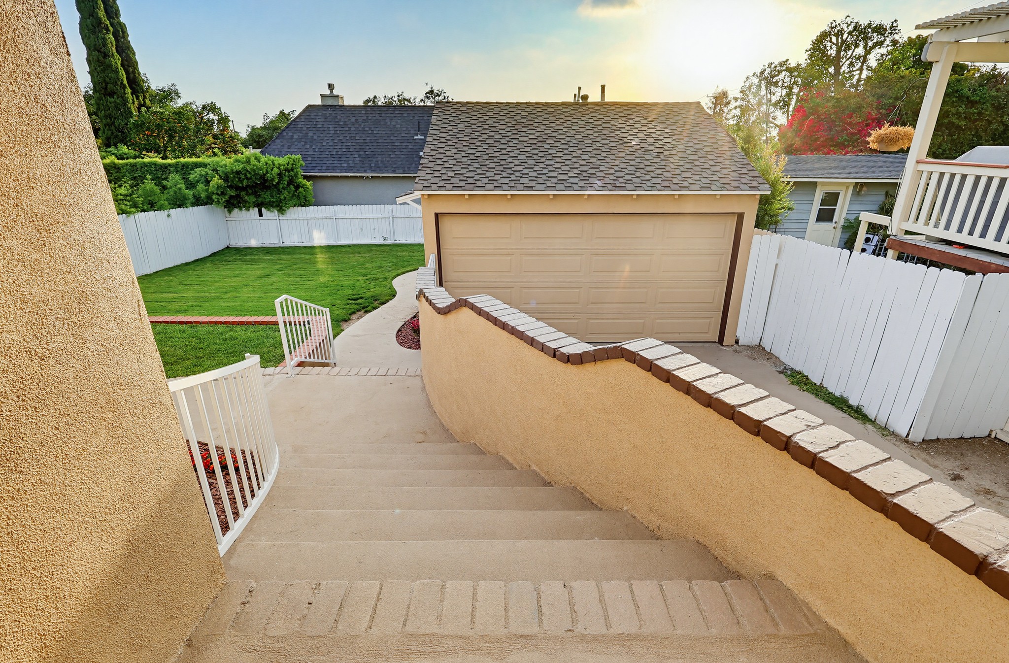 Virtual tour photo 95 of 115 for 5743 Pickering Ave