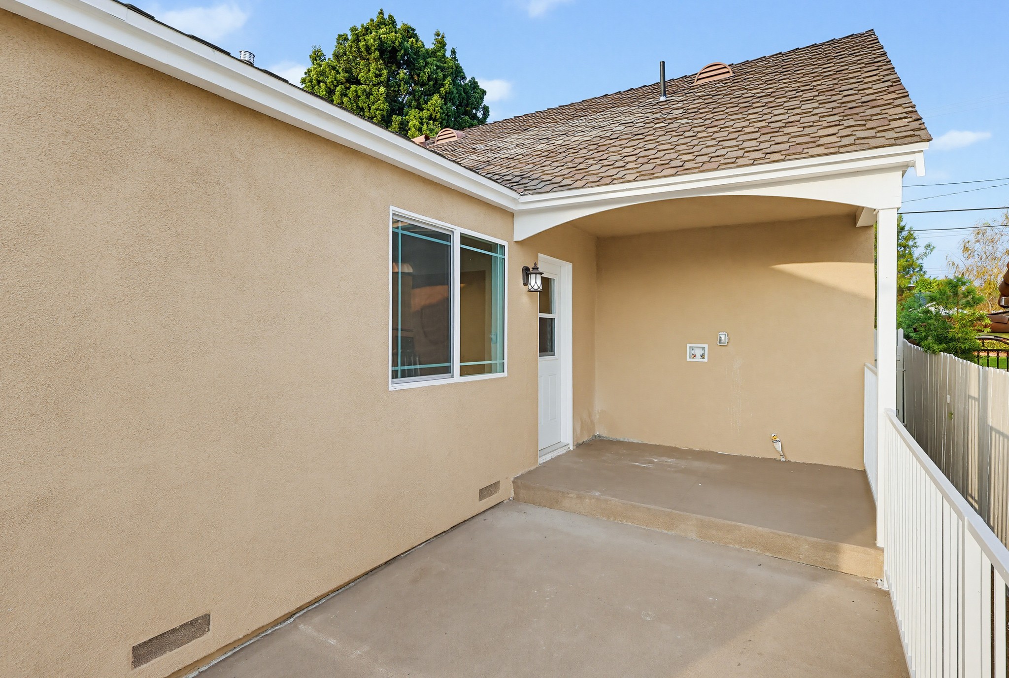 Virtual tour photo 103 of 115 for 5743 Pickering Ave