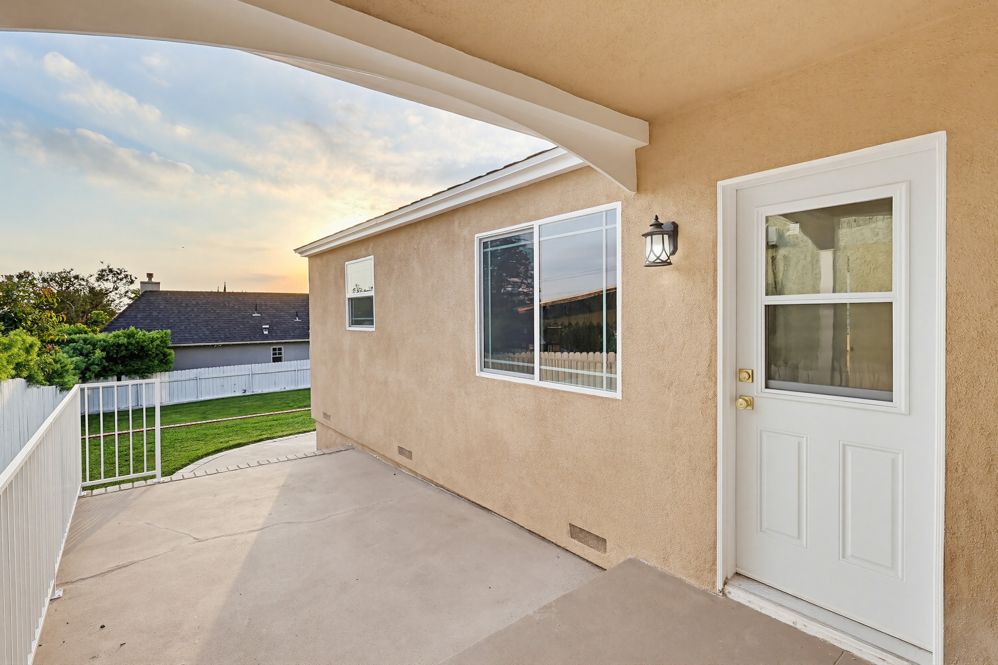 Virtual tour photo 105 of 115 for 5743 Pickering Ave