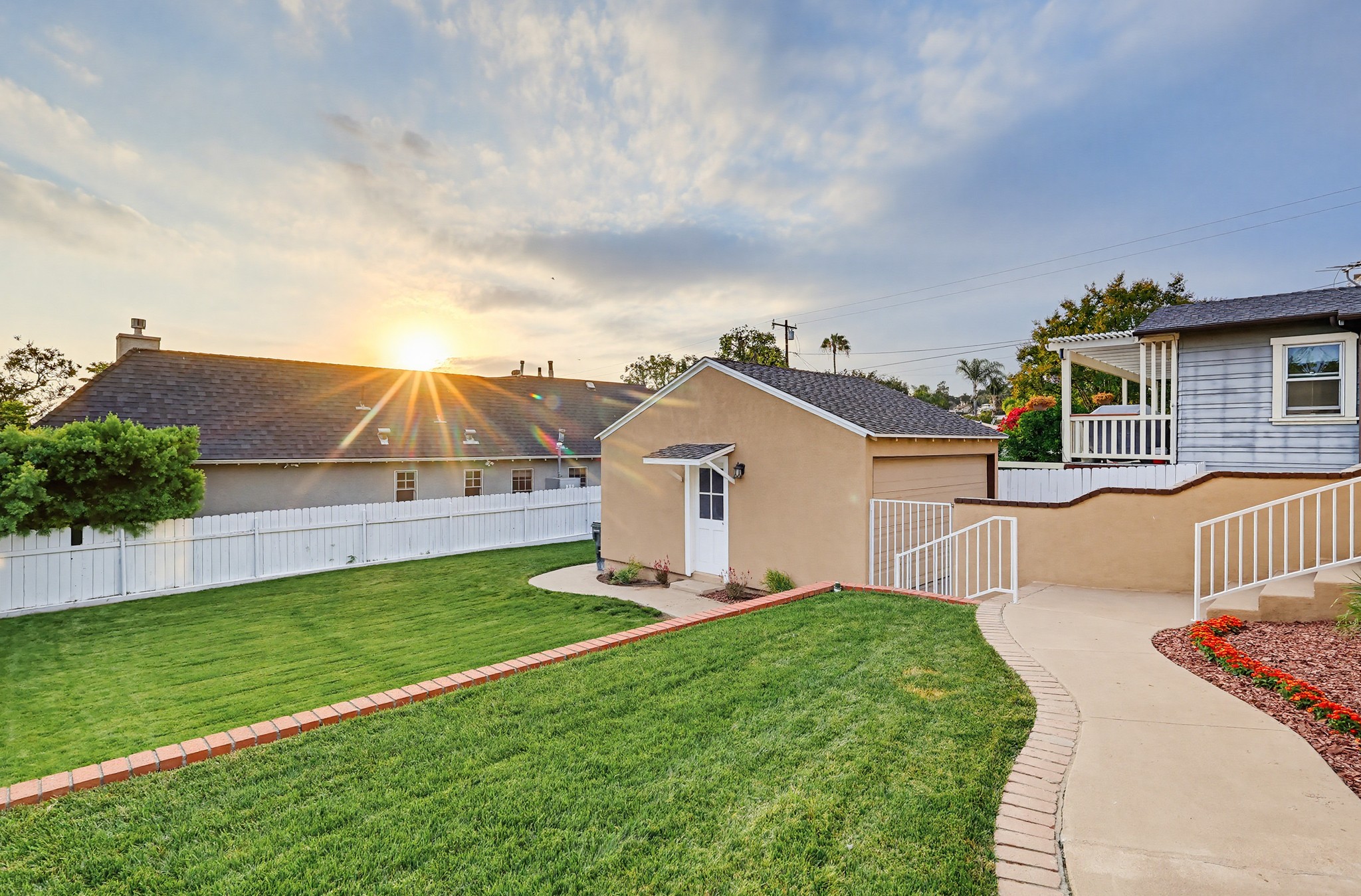 Virtual tour photo 107 of 115 for 5743 Pickering Ave