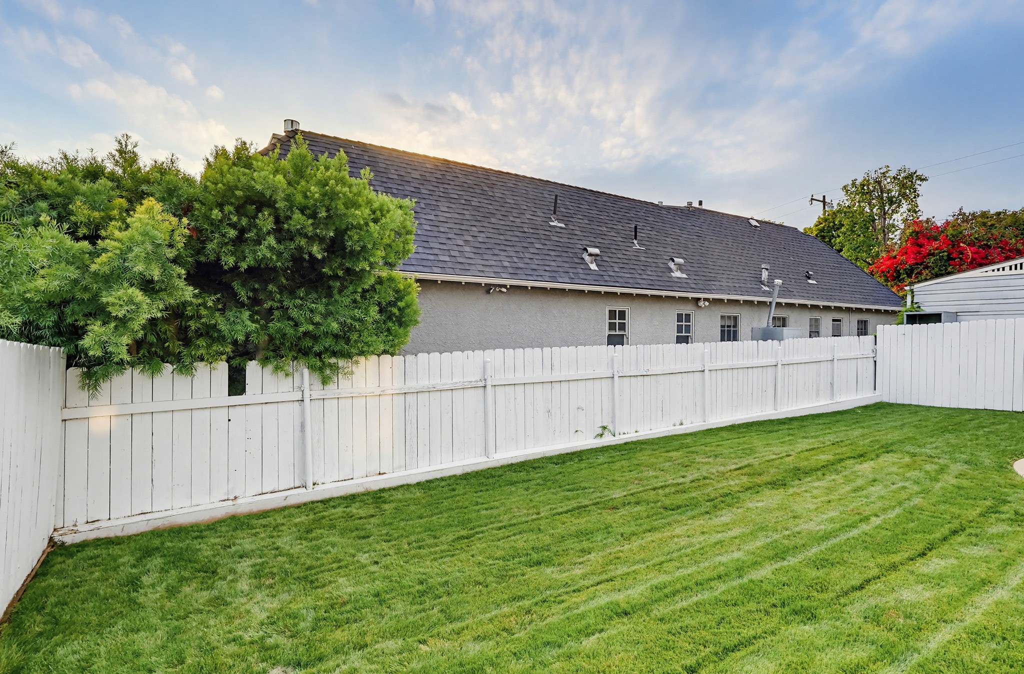 Virtual tour photo 108 of 115 for 5743 Pickering Ave