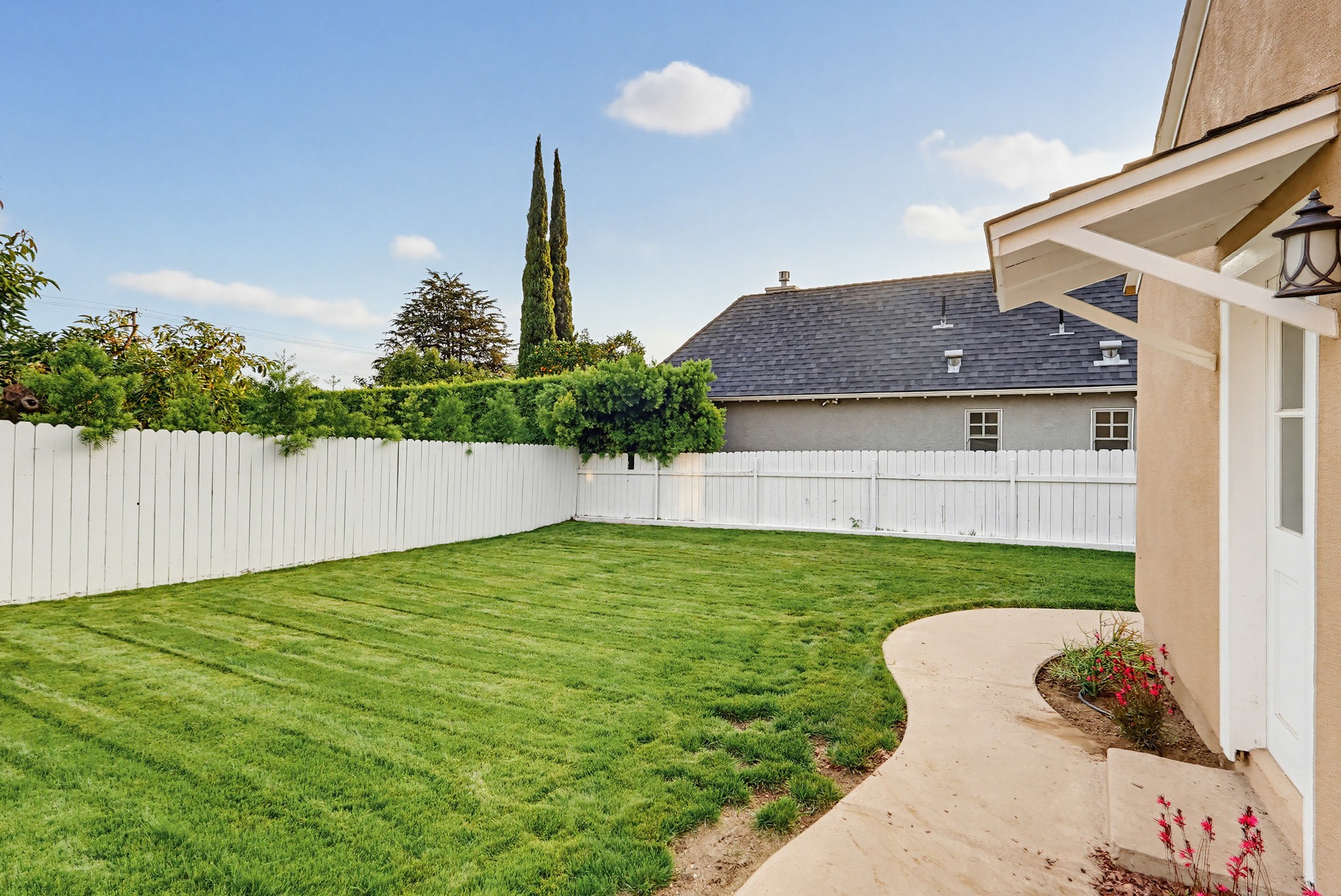 Virtual tour photo 109 of 115 for 5743 Pickering Ave