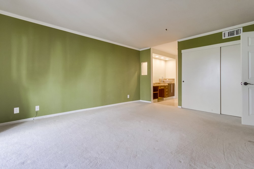 Virtual tour photo 21 of 34 for 5745 Friars Rd #75