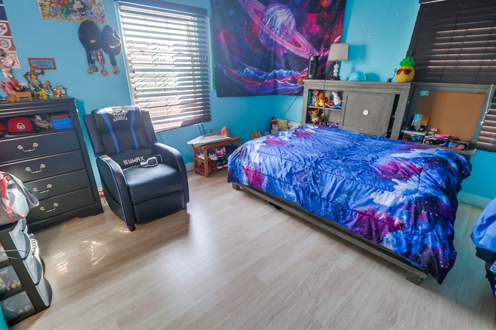 Virtual tour photo 21 of 35 for 5746 Market St