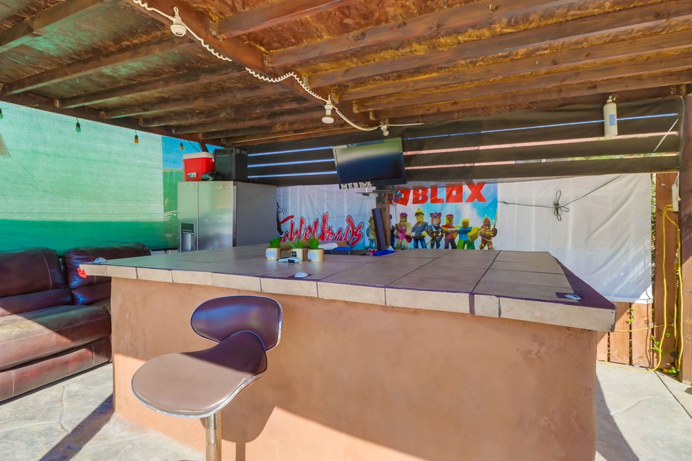 Virtual tour photo 29 of 35 for 5746 Market St