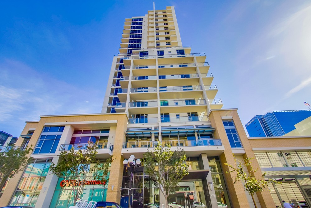 Virtual tour photo 3 of 57 for 575 6th Avenue Unit 802 San Diego