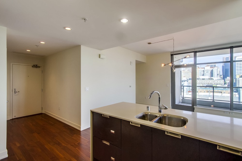 Virtual tour photo 23 of 57 for 575 6th Avenue Unit 802 San Diego