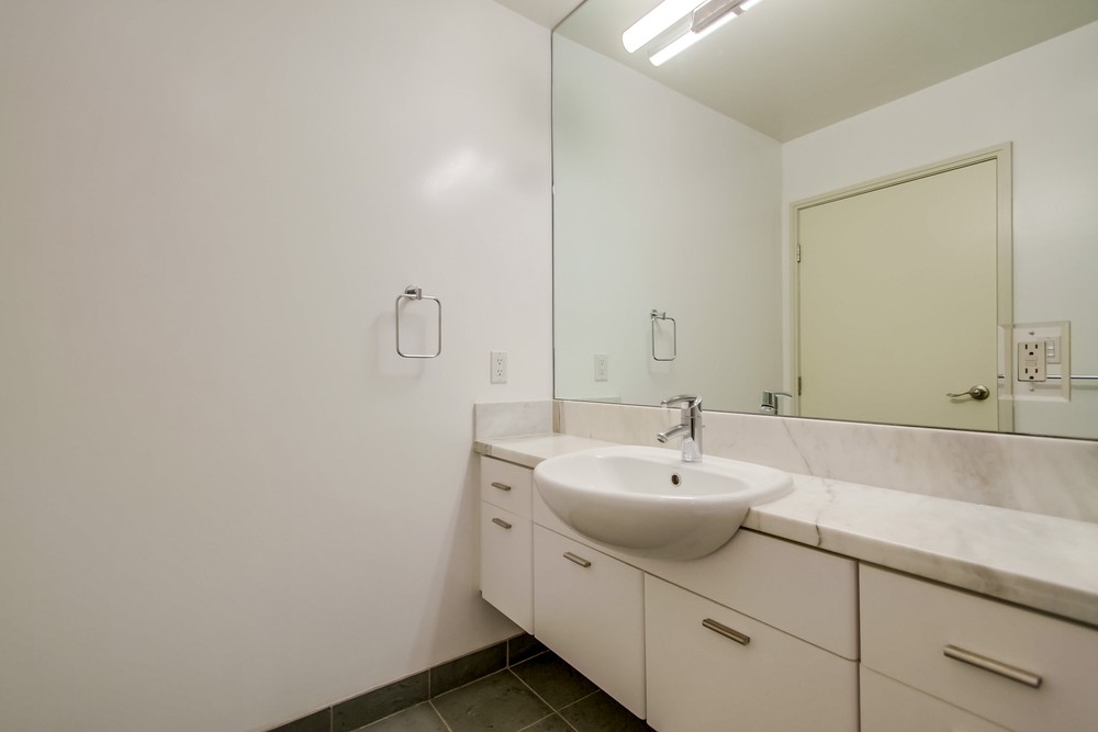 Virtual tour photo 32 of 57 for 575 6th Avenue Unit 802 San Diego