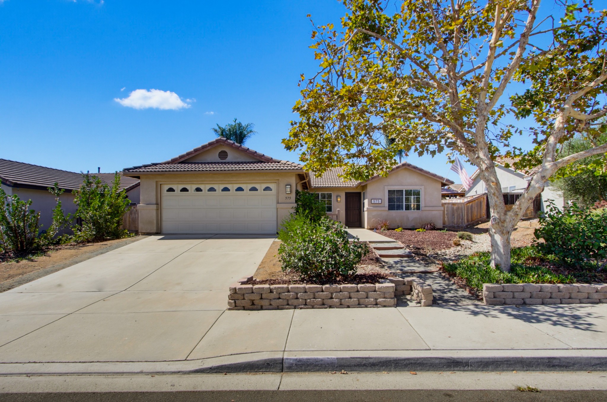 Virtual tour photo 1 of 56 for 575 Alta Meadow Ln