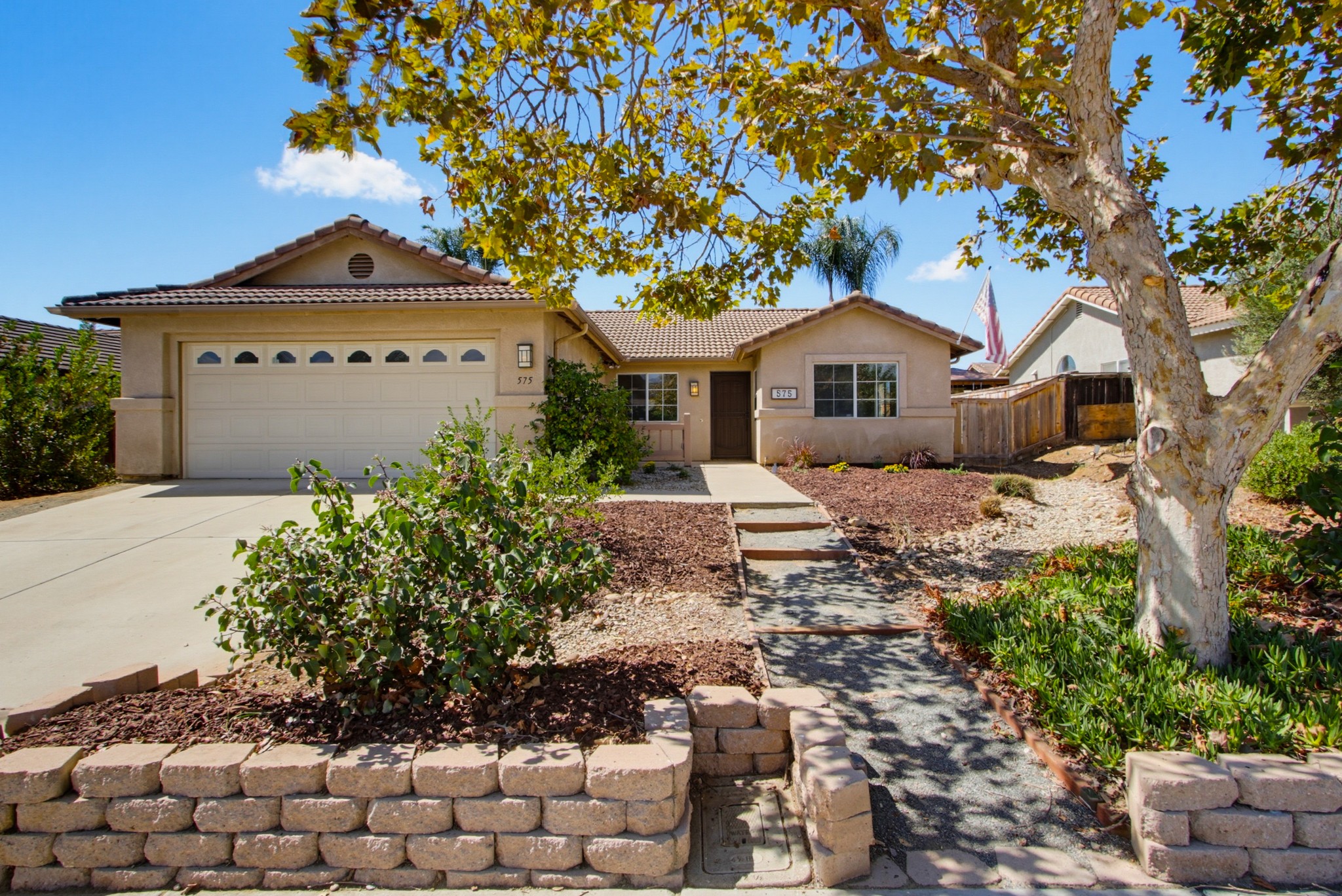 Virtual tour photo 6 of 56 for 575 Alta Meadow Ln