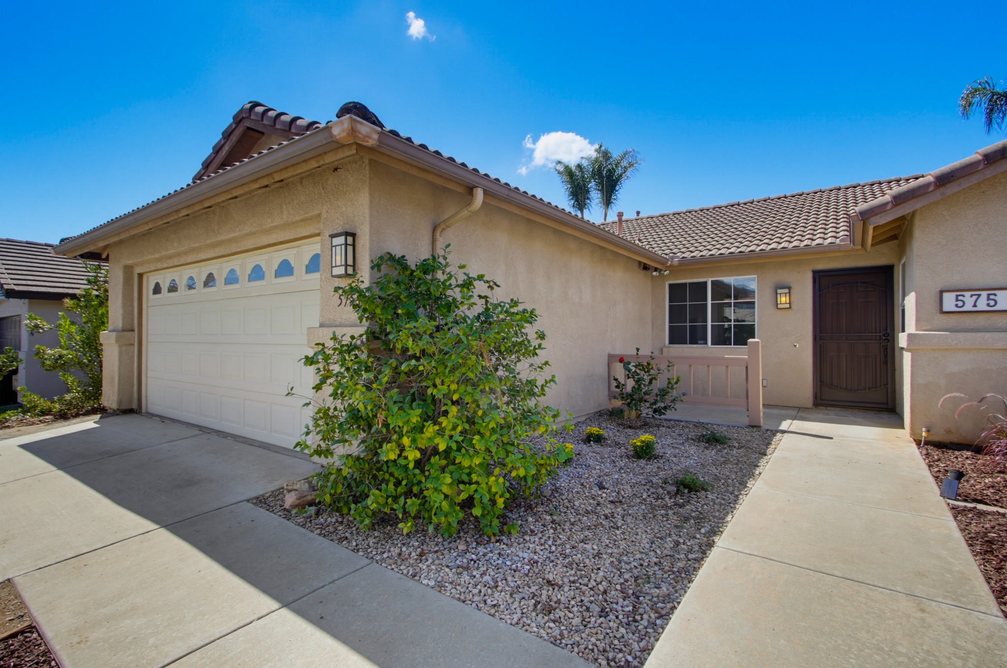 Virtual tour photo 7 of 56 for 575 Alta Meadow Ln