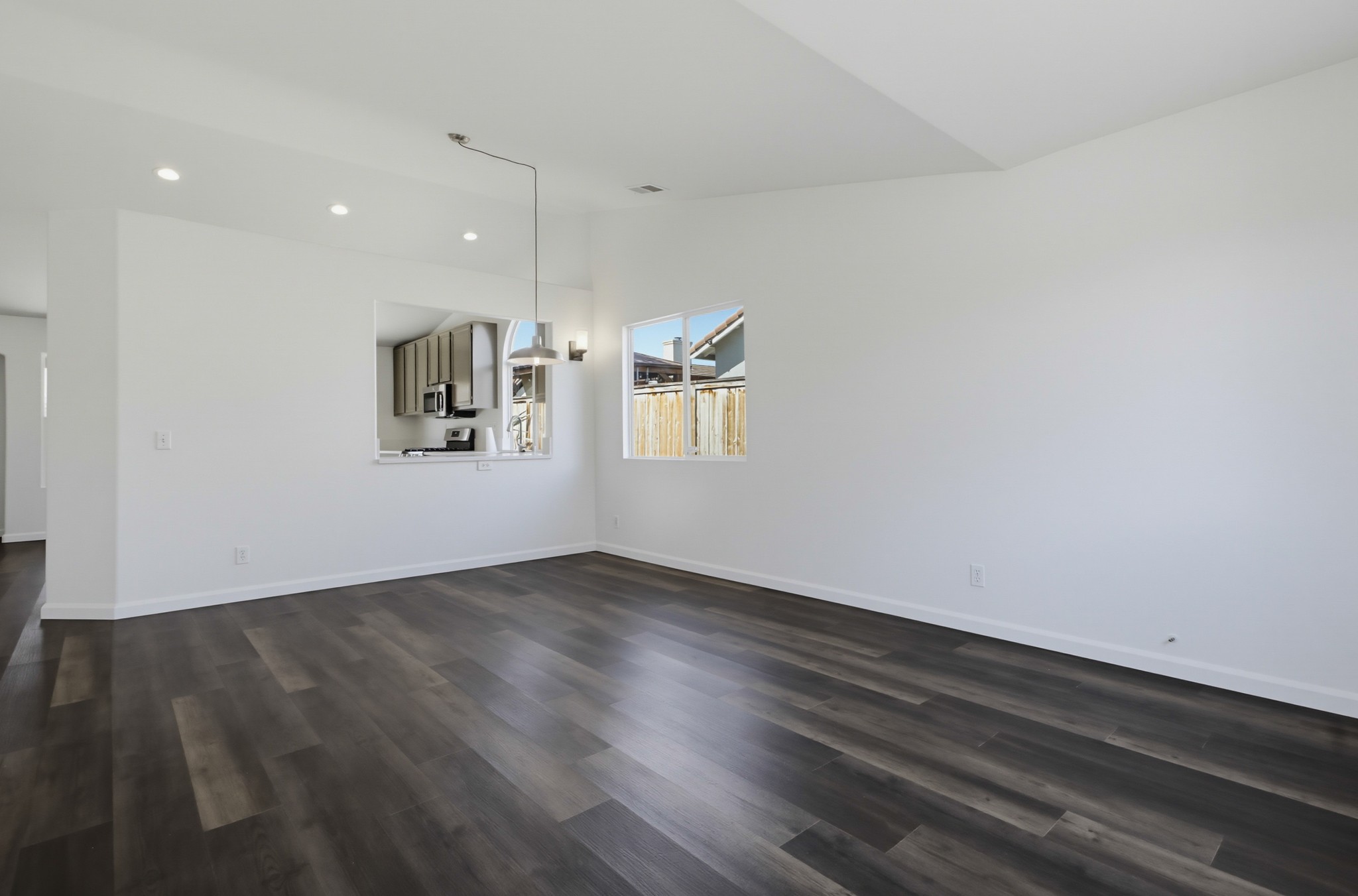 Virtual tour photo 11 of 56 for 575 Alta Meadow Ln