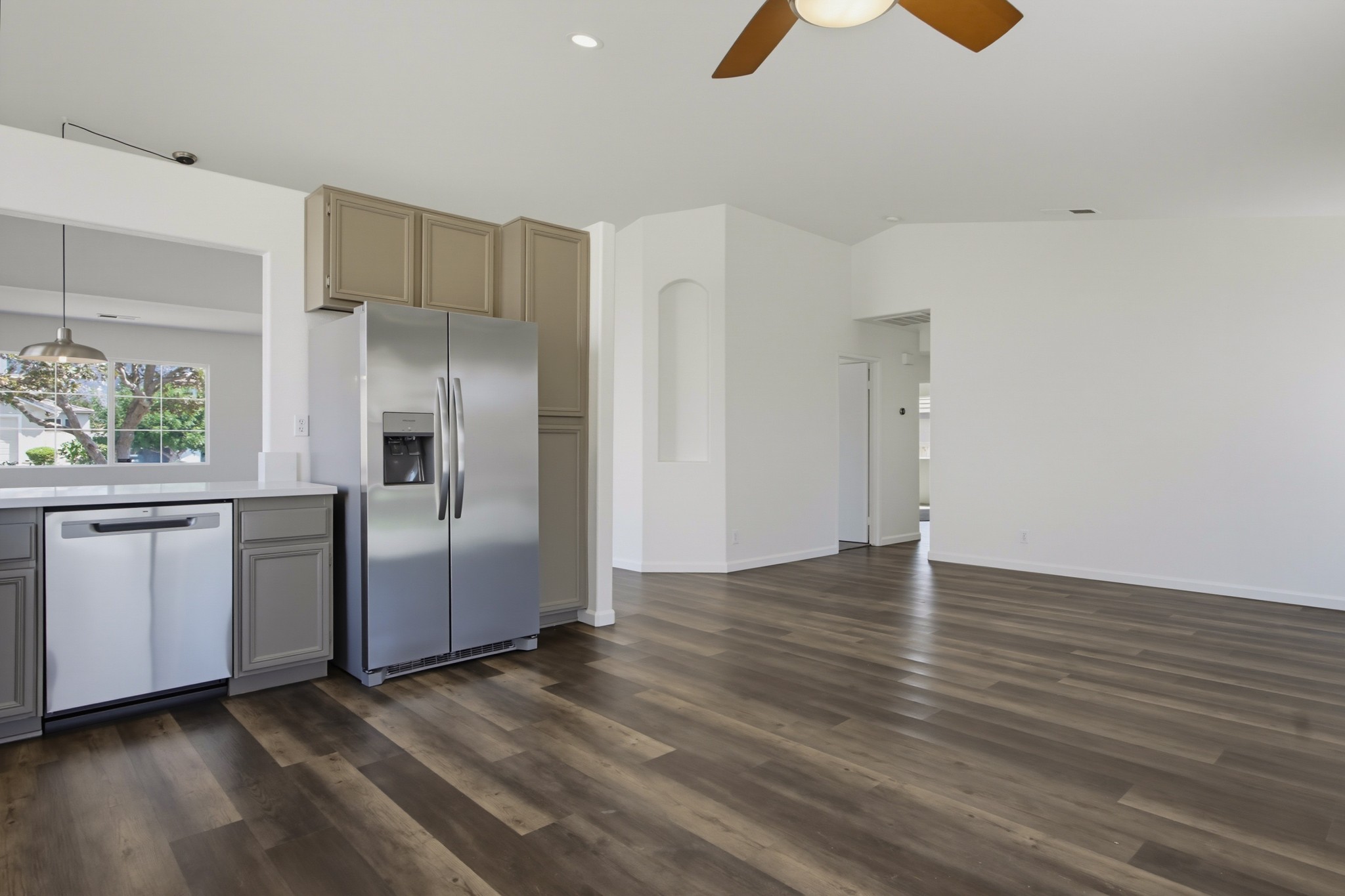 Virtual tour photo 26 of 56 for 575 Alta Meadow Ln