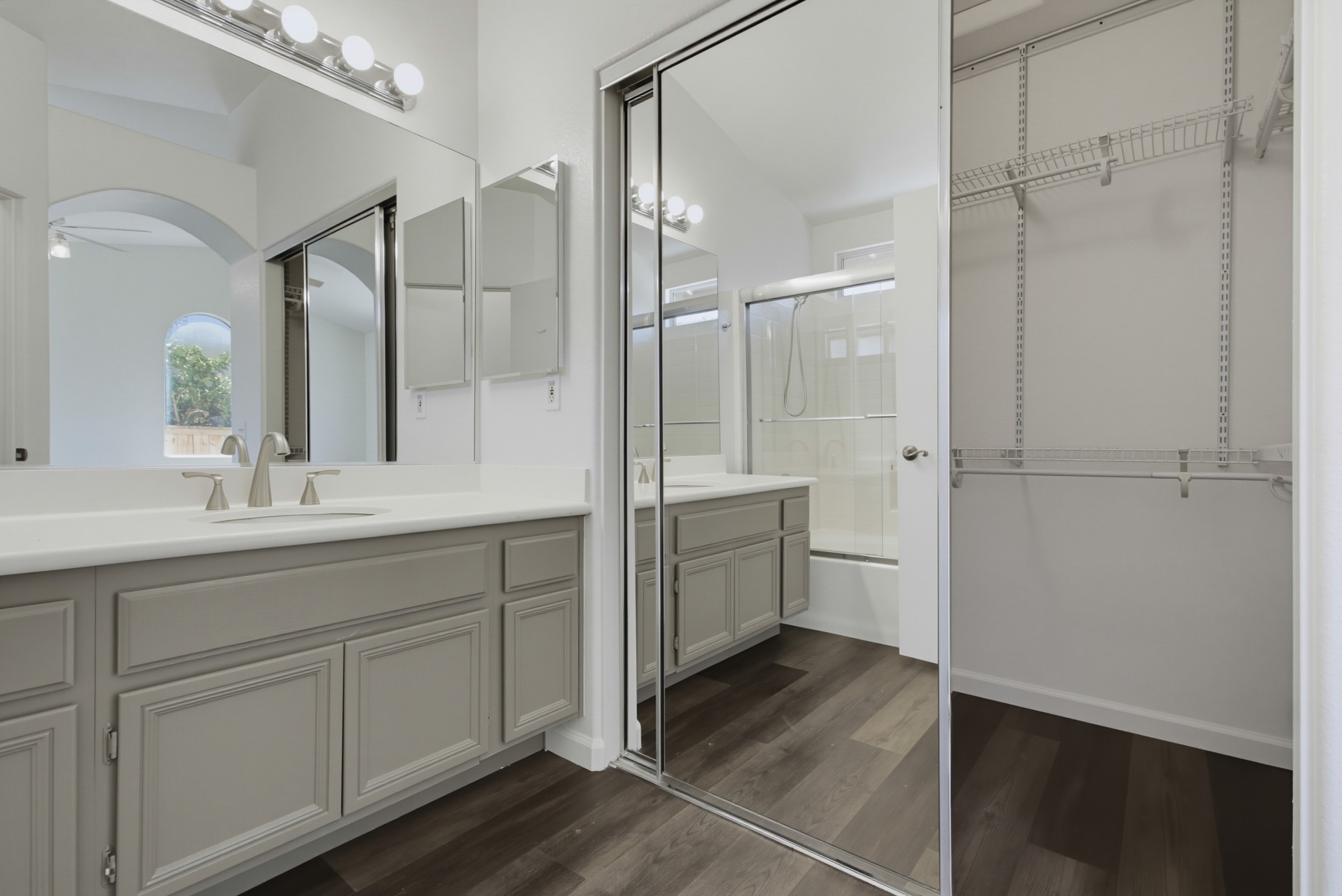 Virtual tour photo 35 of 56 for 575 Alta Meadow Ln