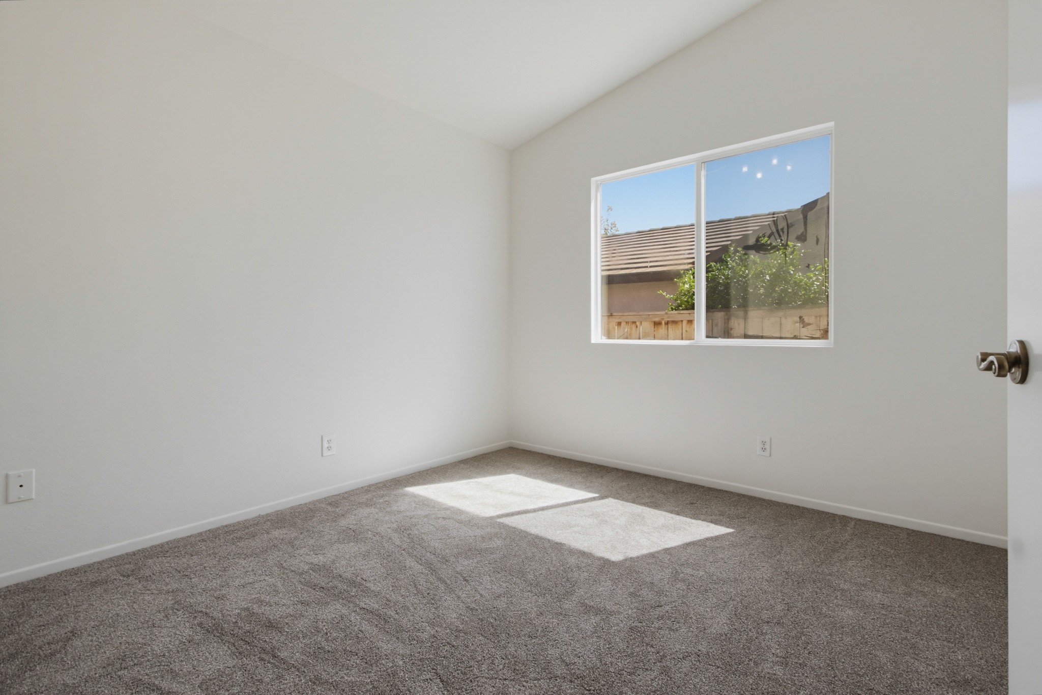 Virtual tour photo 40 of 56 for 575 Alta Meadow Ln