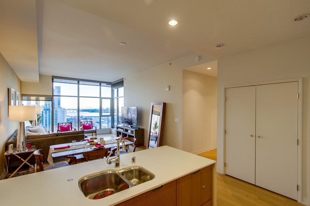 Virtual tour photo 27 of 93 for 575 Sixth Ave #1704