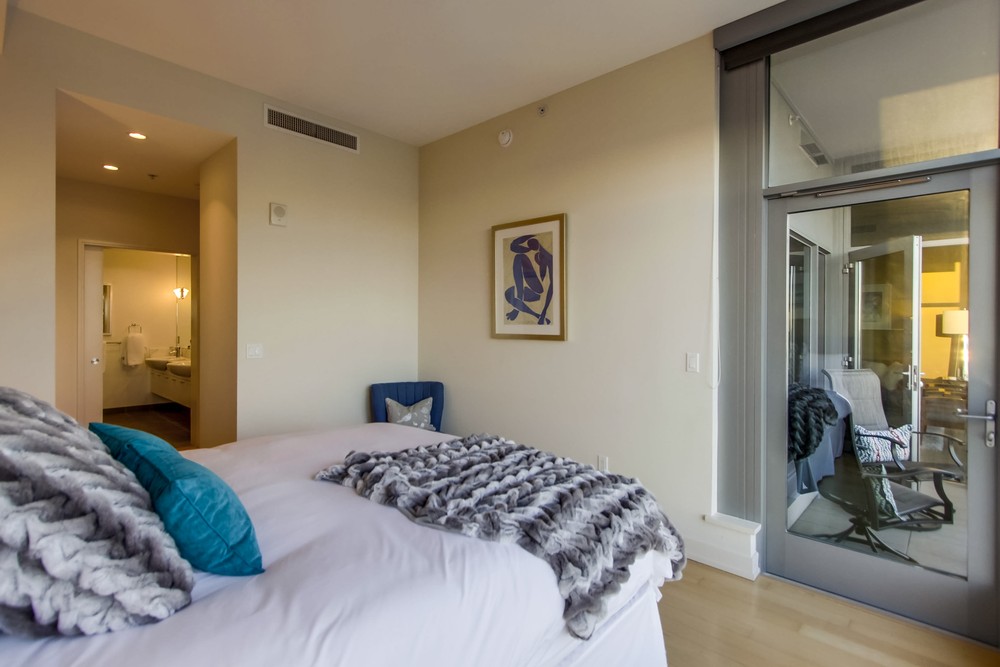 Virtual tour photo 31 of 93 for 575 Sixth Ave #1704