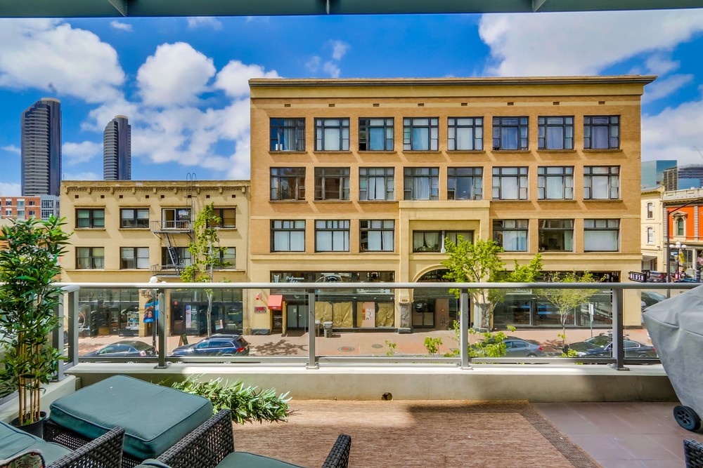 Virtual tour photo 5 of 60 for 575 Sixth Ave #202