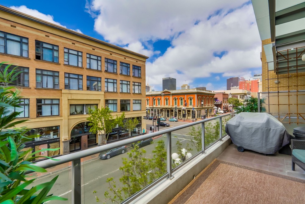 Virtual tour photo 11 of 60 for 575 Sixth Ave #202