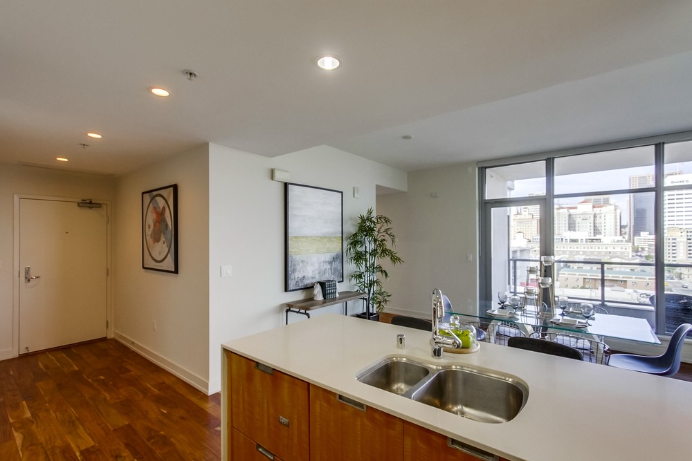 Virtual tour photo 9 of 28 for 575 Sixth Ave #902