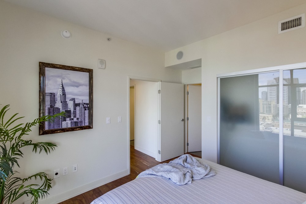Virtual tour photo 11 of 28 for 575 Sixth Ave #902