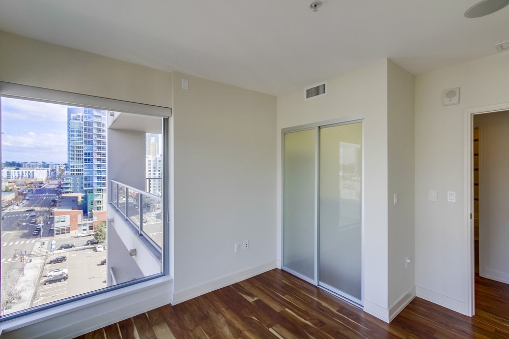 Virtual tour photo 17 of 28 for 575 Sixth Ave #902