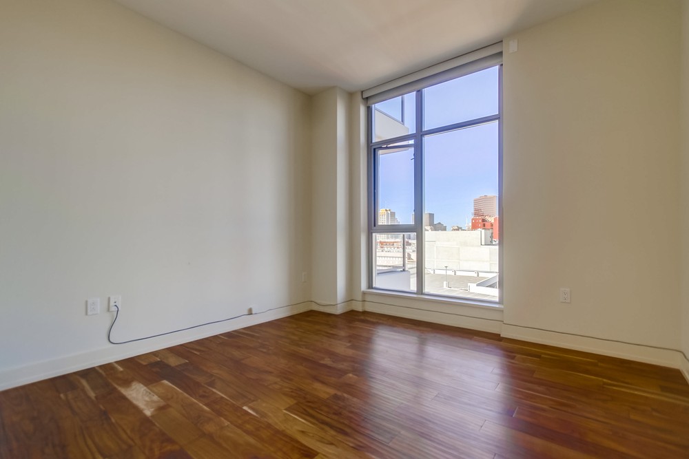 Virtual tour photo 18 of 41 for 575 Sixth Ave #902