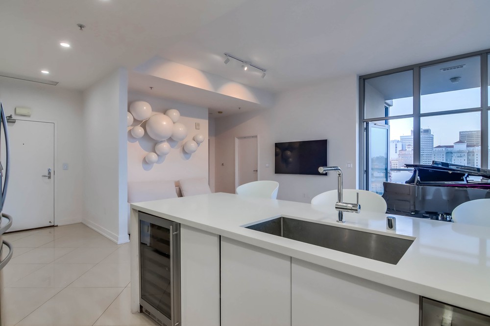 Virtual tour photo 26 of 79 for 575 Sixth Ave UNIT 1402