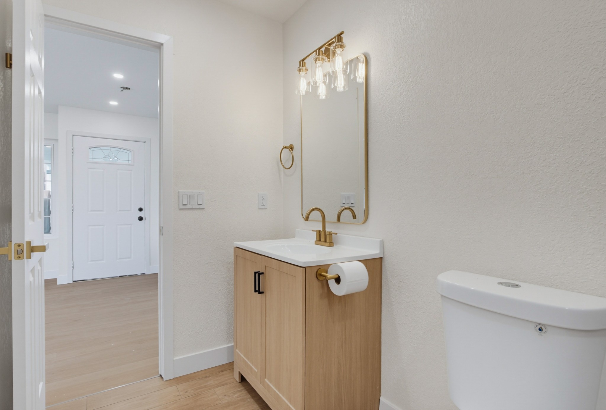 Virtual tour photo 21 of 44 for 5754 Potomac St