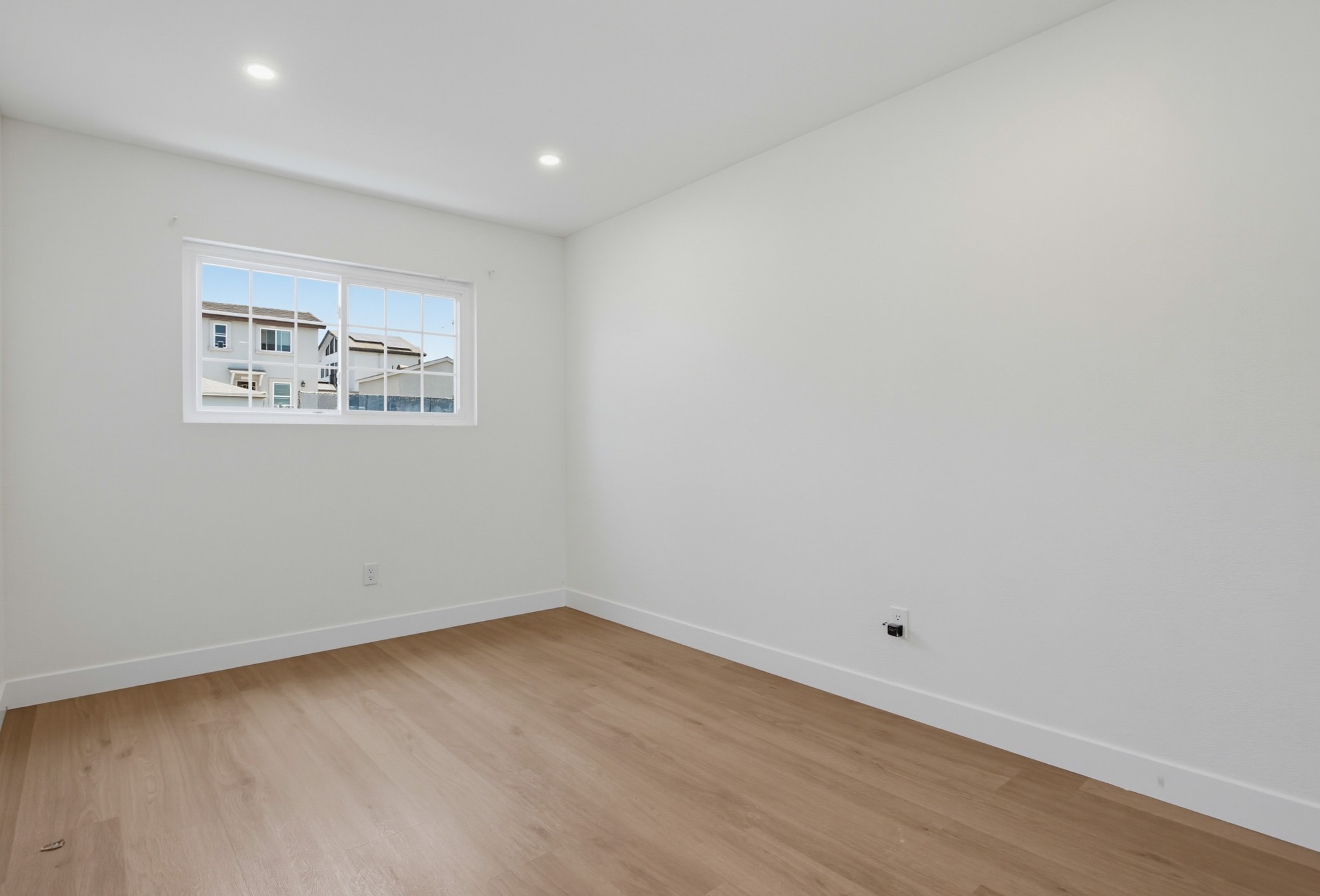 Virtual tour photo 23 of 44 for 5754 Potomac St
