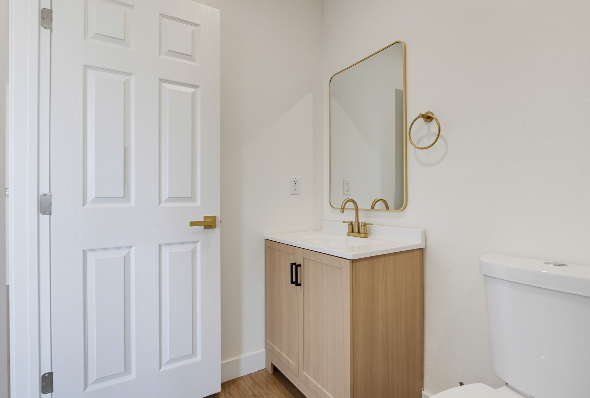 Virtual tour photo 35 of 44 for 5754 Potomac St