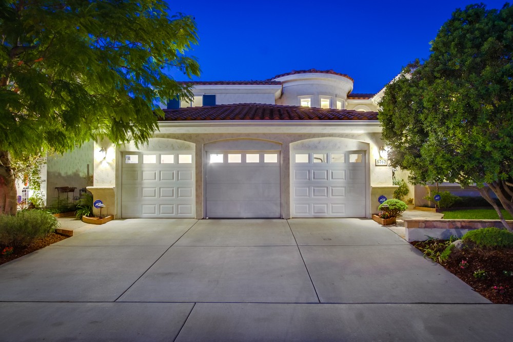 Virtual tour photo 1 of 77 for 5762 Brittany Forrest Ln