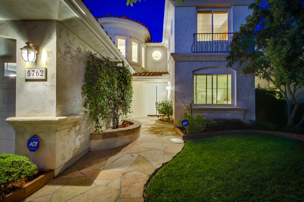 Virtual tour photo 5 of 77 for 5762 Brittany Forrest Ln