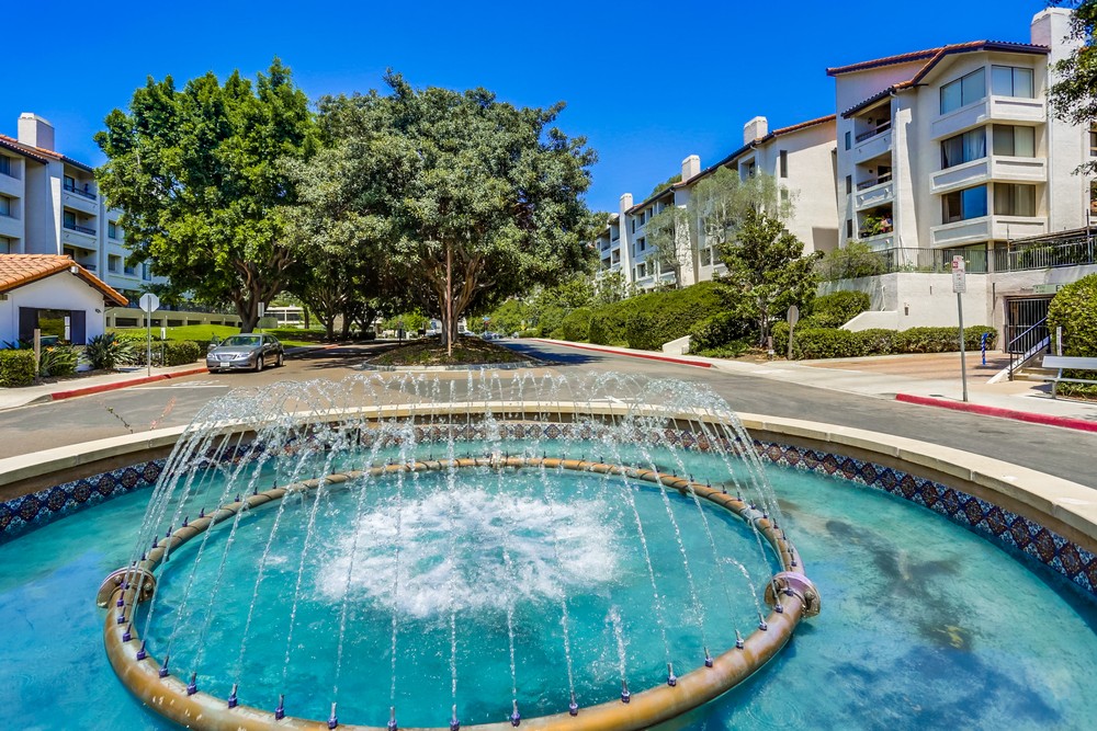 Virtual tour photo 1 of 25 for 5765 Friars Rd UNIT 197