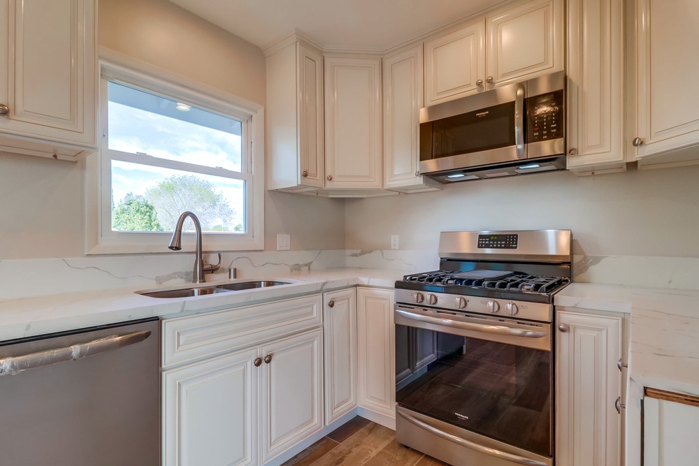 Virtual tour photo 18 of 44 for 57th St