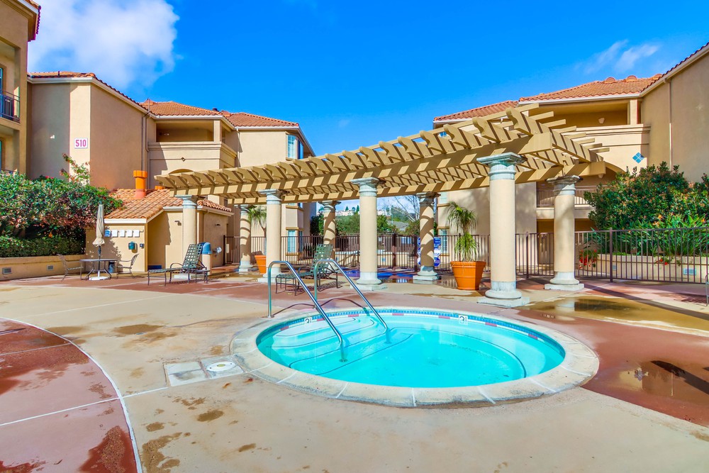 Virtual tour photo 41 of 40 for 580 Camino De La Reina UNIT 129