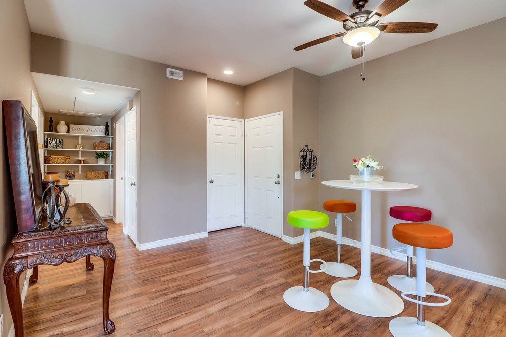 Virtual tour photo 9 of 34 for 580 Camino De La Reina
