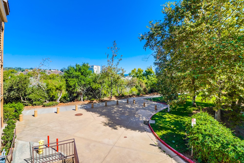 Virtual tour photo 23 of 34 for 580 Camino De La Reina